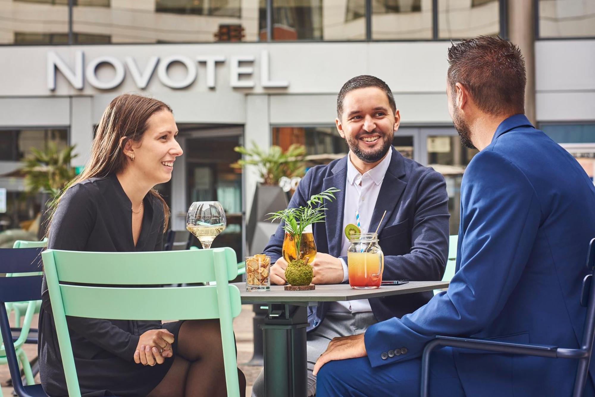 Novotel Paris Rueil Malmaison Exteriér fotografie