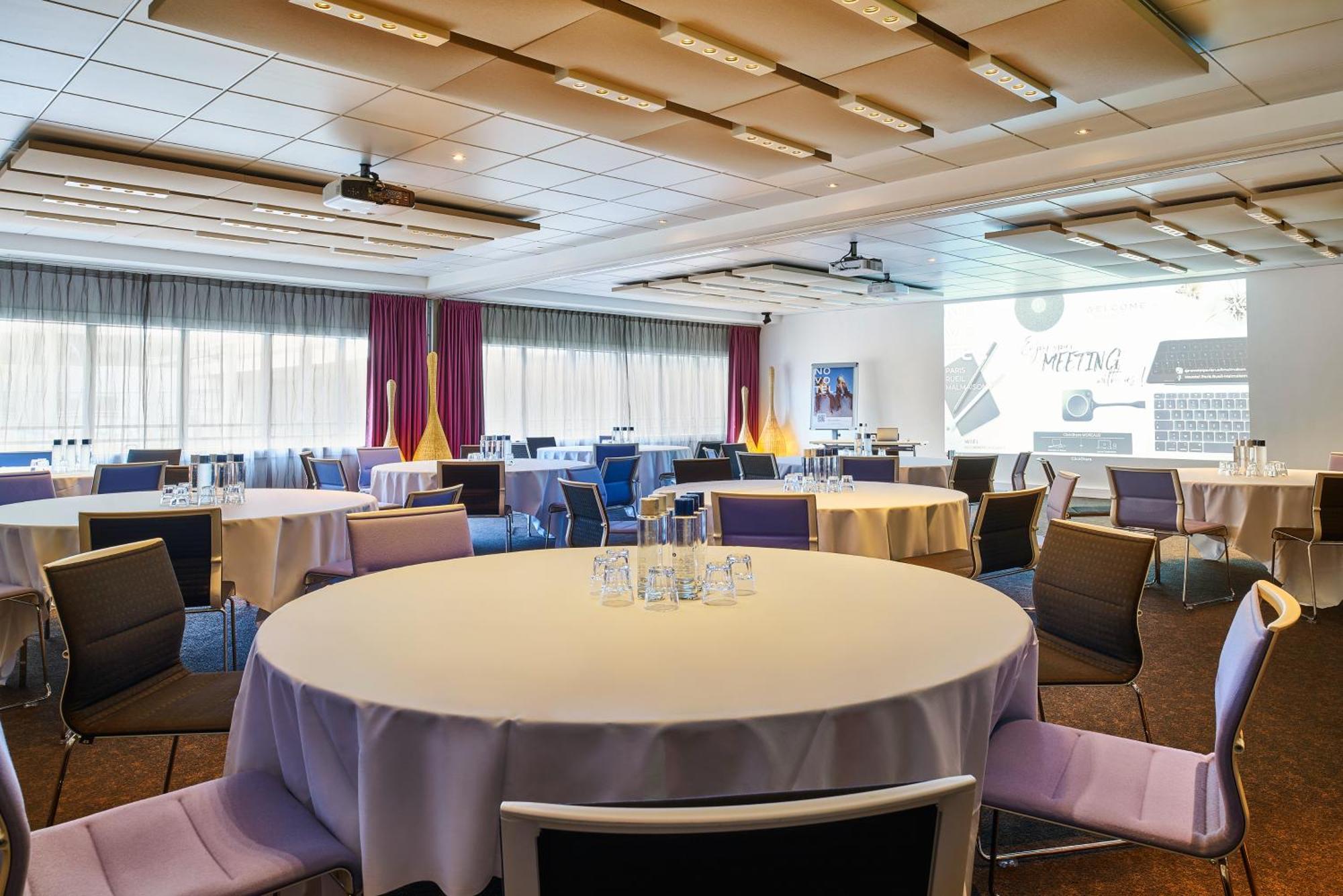 Novotel Paris Rueil Malmaison Exteriér fotografie