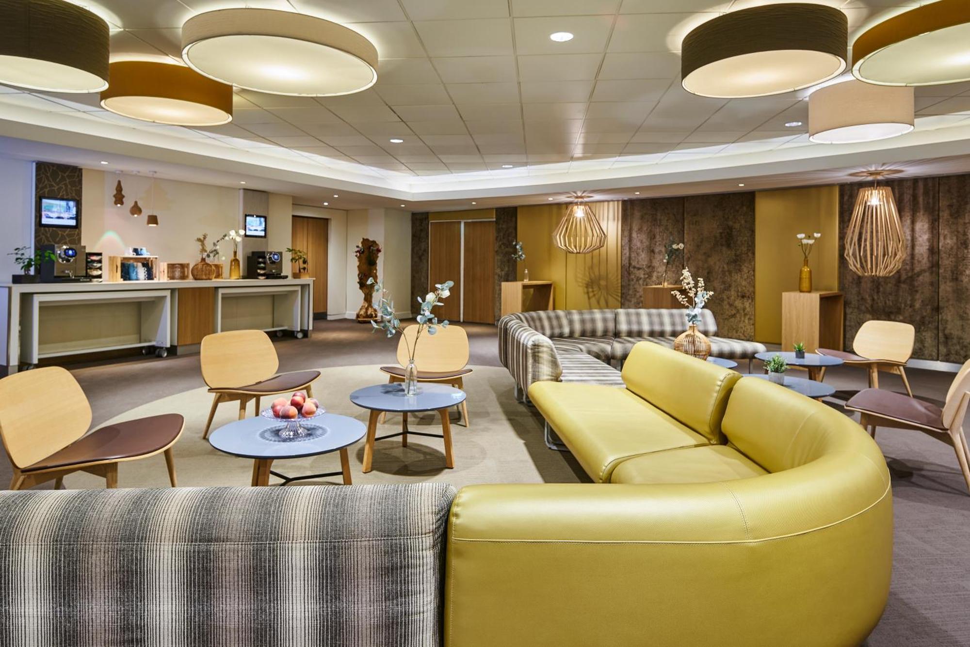 Novotel Paris Rueil Malmaison Exteriér fotografie