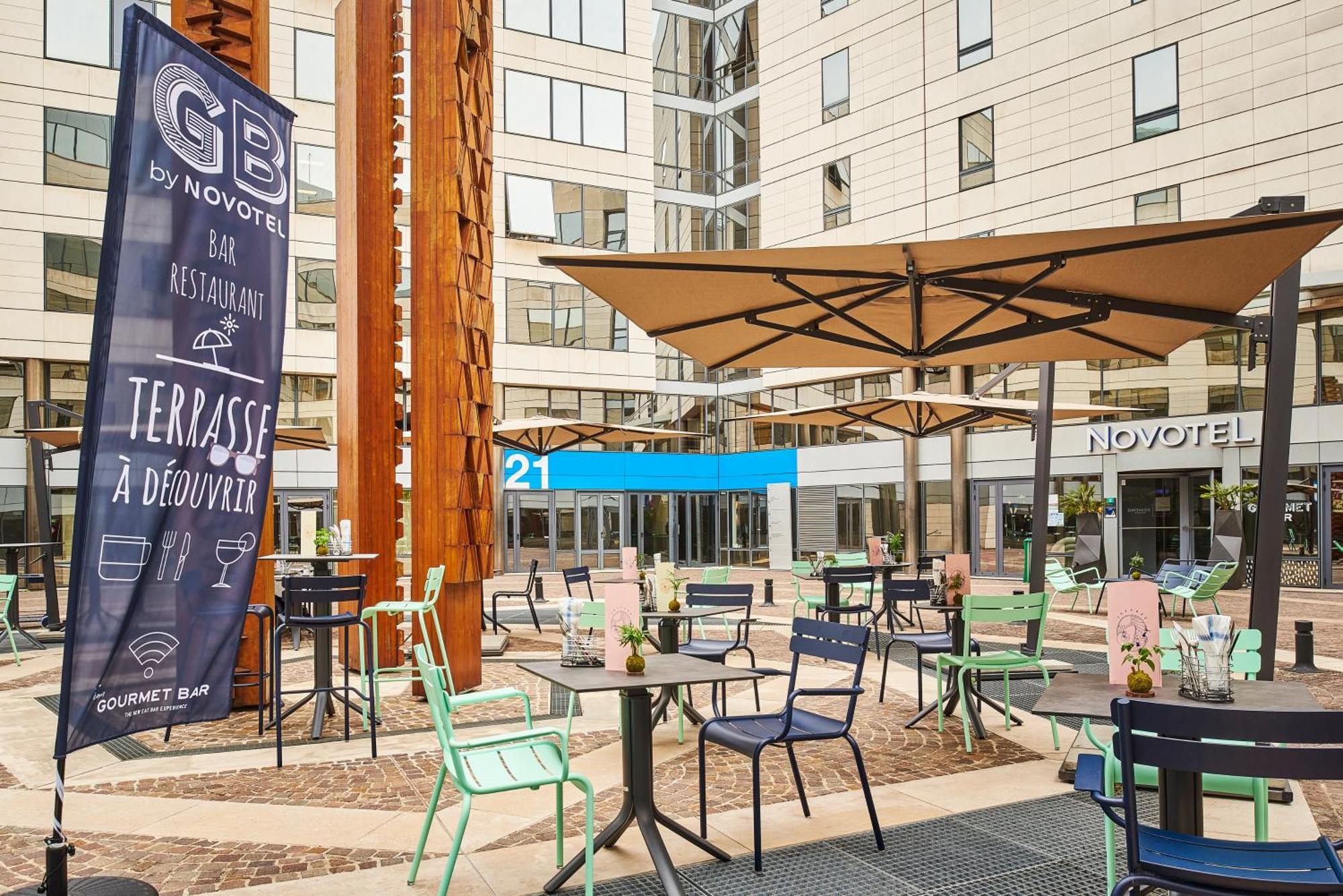 Novotel Paris Rueil Malmaison Exteriér fotografie