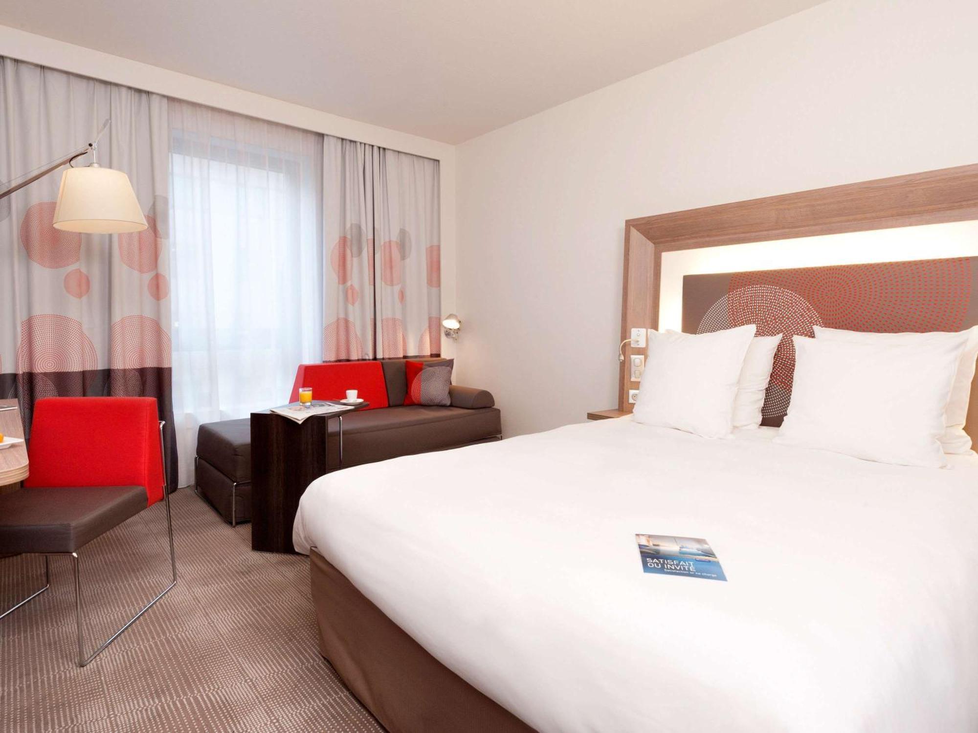 Novotel Paris Rueil Malmaison Exteriér fotografie