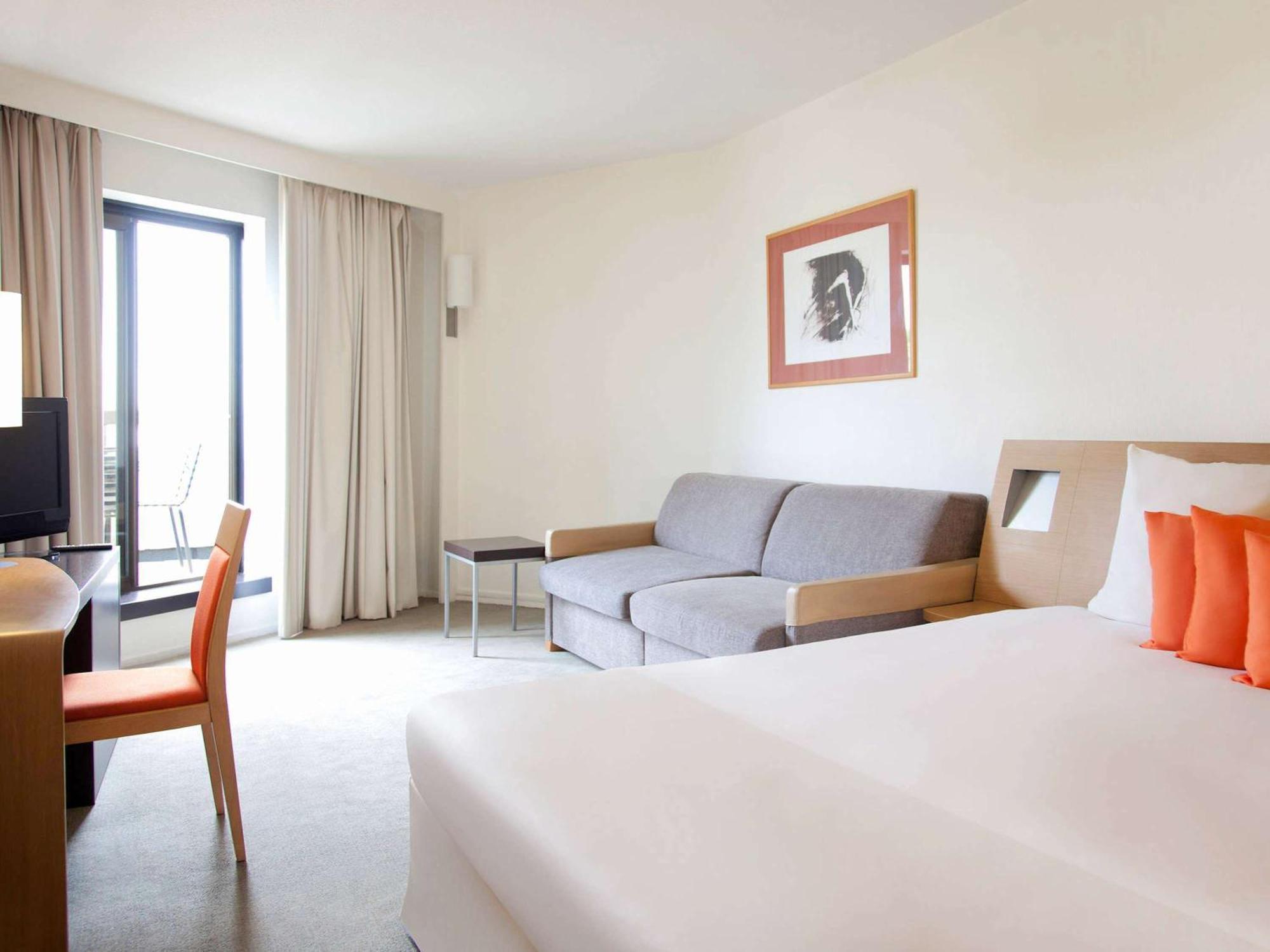 Novotel Paris Rueil Malmaison Exteriér fotografie