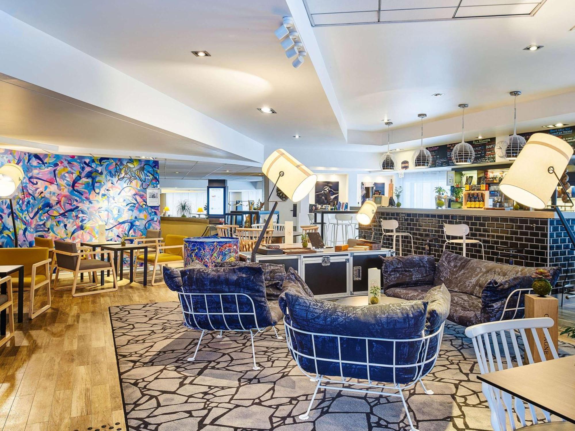 Novotel Paris Rueil Malmaison Exteriér fotografie