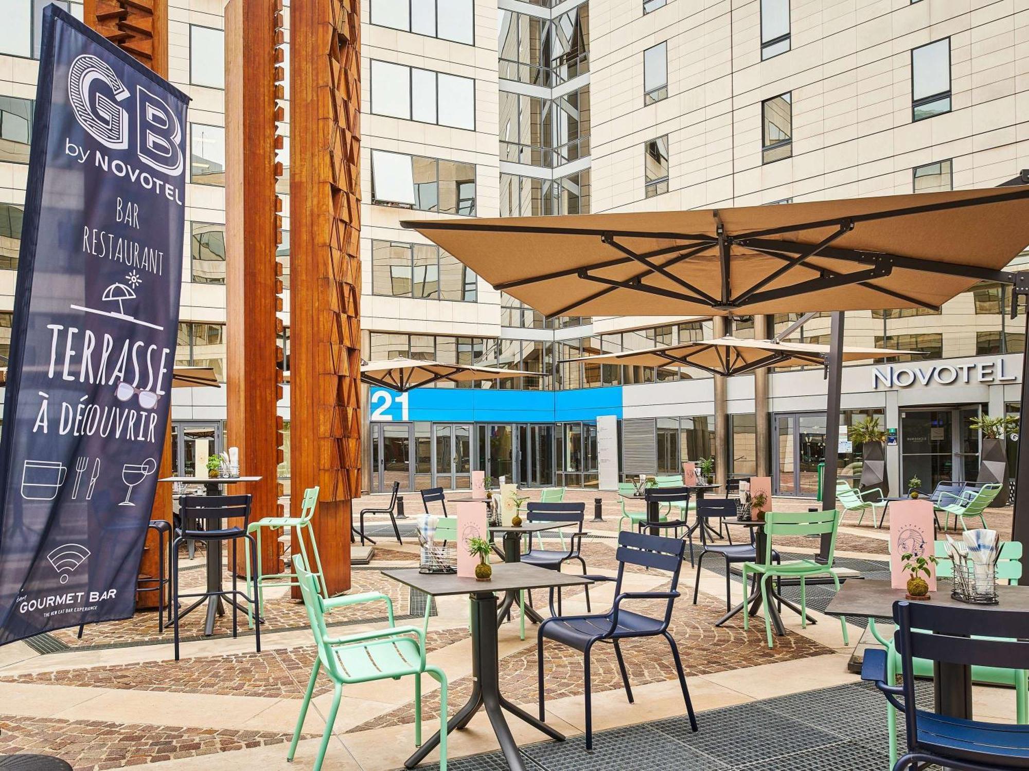 Novotel Paris Rueil Malmaison Exteriér fotografie